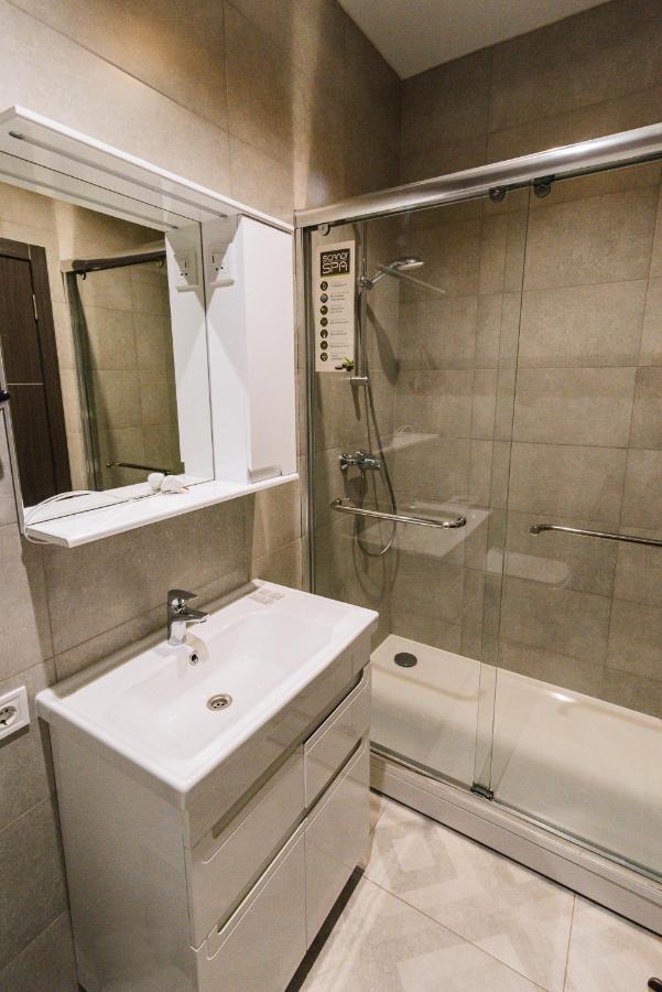 Royal Tower Luxurious Smart Residence Kiev Esterno foto