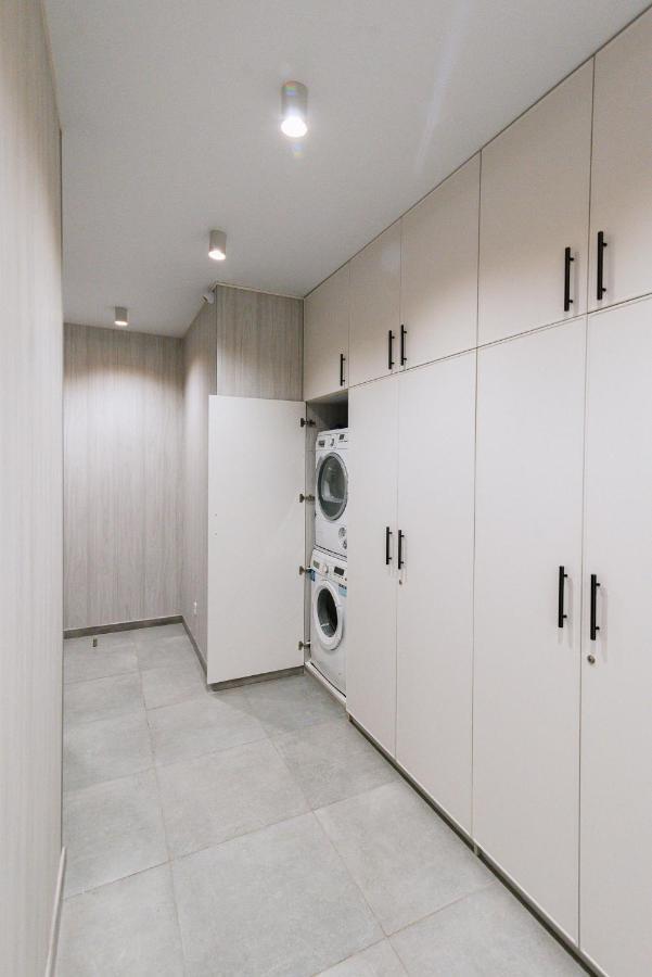 Royal Tower Luxurious Smart Residence Kiev Esterno foto